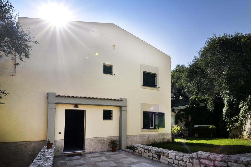 Villa Aeolos Barbati Exterior photo